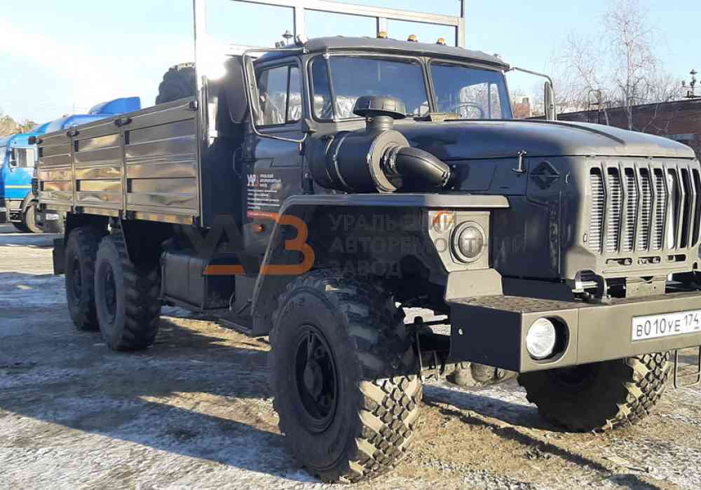 Бортовой автомобиль на базе Урал 4320-1951