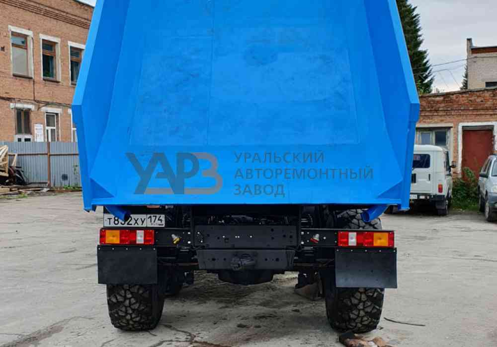 Самосвал на шасси Урал 55571