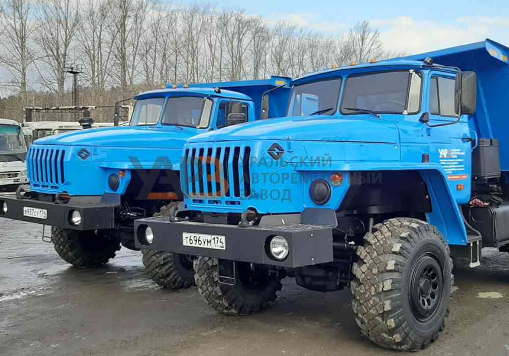 Самосвал на шасси Урал 55571