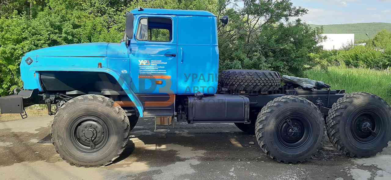 Бампер передний урал 44202