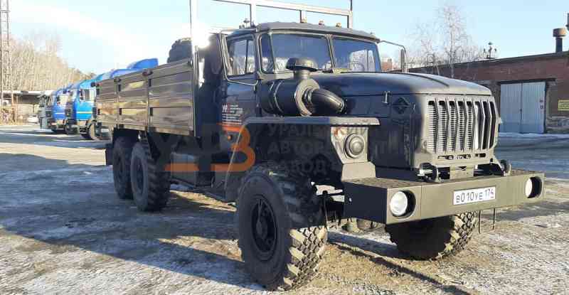 Бортовой автомобиль на базе Урал 4320-1951